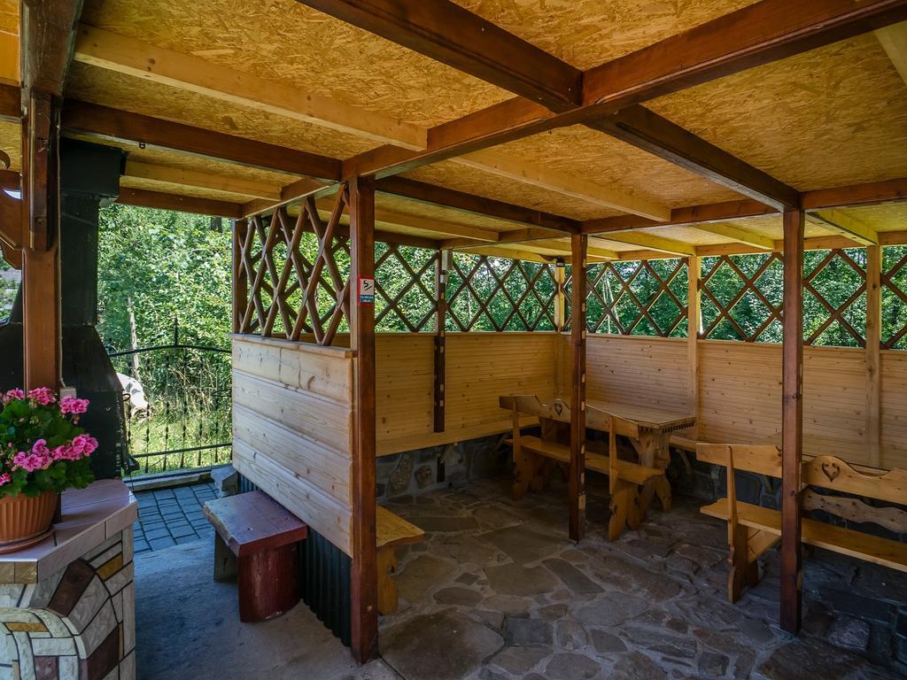 فندق بياوي دونايتسفي  Sloneczny Dworek المظهر الخارجي الصورة